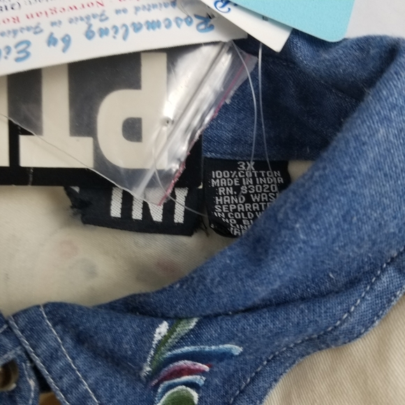 Hand Painted long sleeve button down - Picture 4 of 5